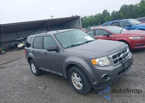 2012 Ford Escape Xlt из США, поврежденный, VIN 1FMCU0DG8CKC37767